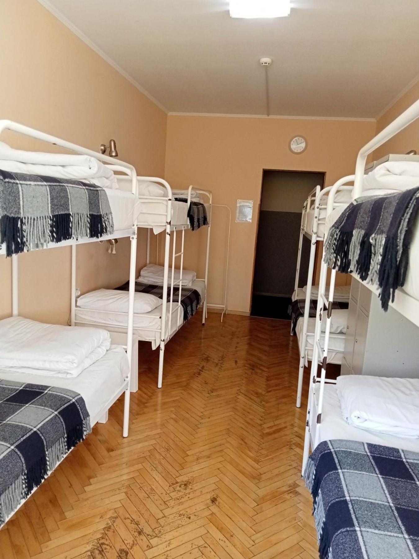 Hostel Iskra Lviv Exterior photo